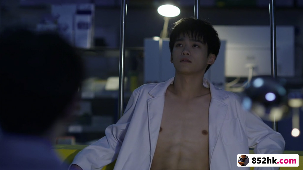 梓渝 Zi Yu hot body, 6-packs